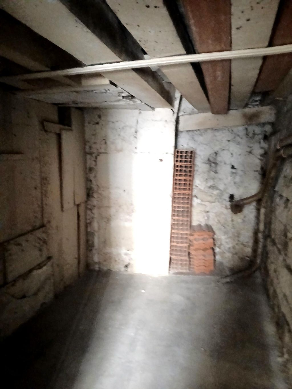entrepôt en vente sur Paris (75005)